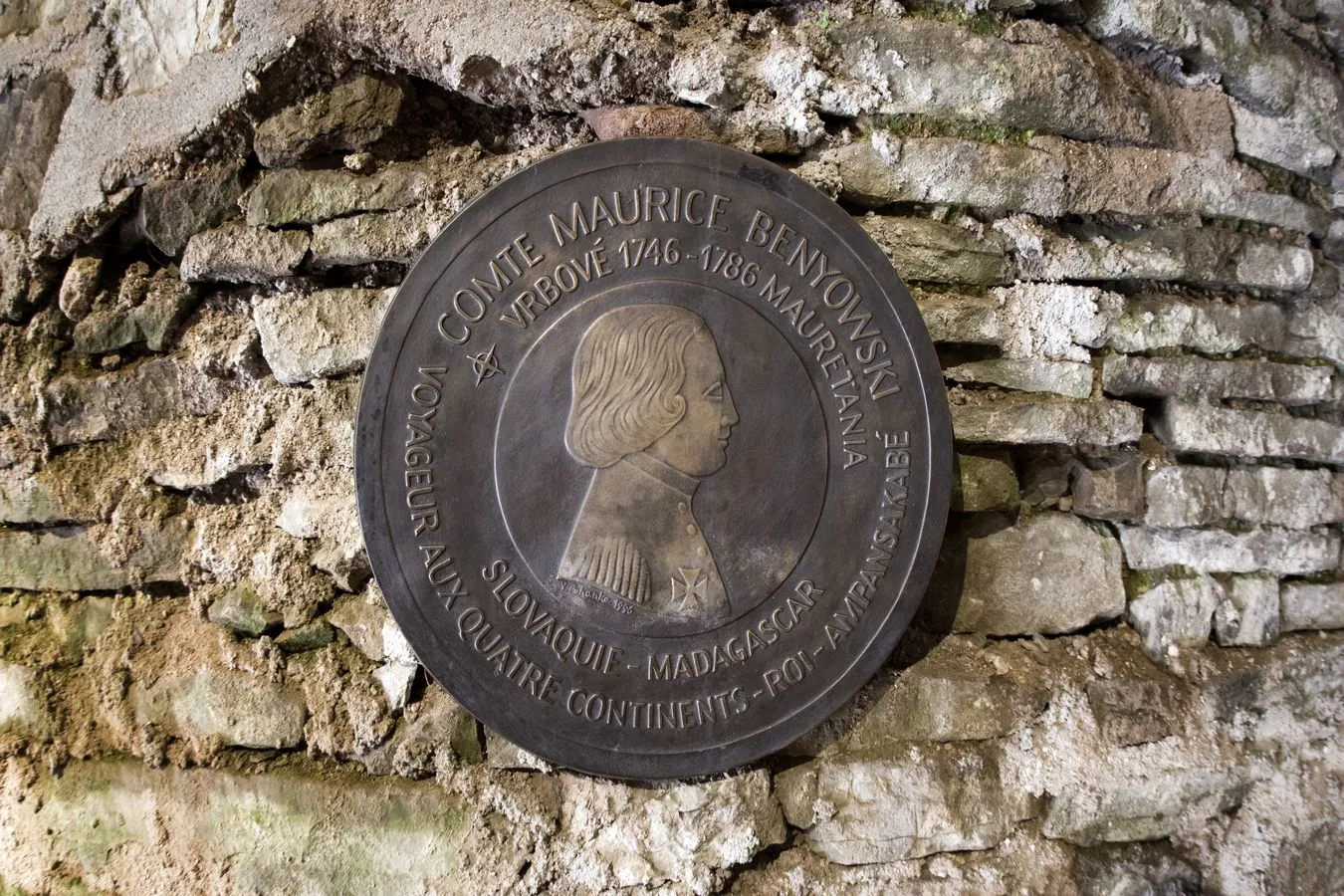 Polski Król na Dalekiej Wyspie. Niesamowita historia Maurycego Beniowskiego