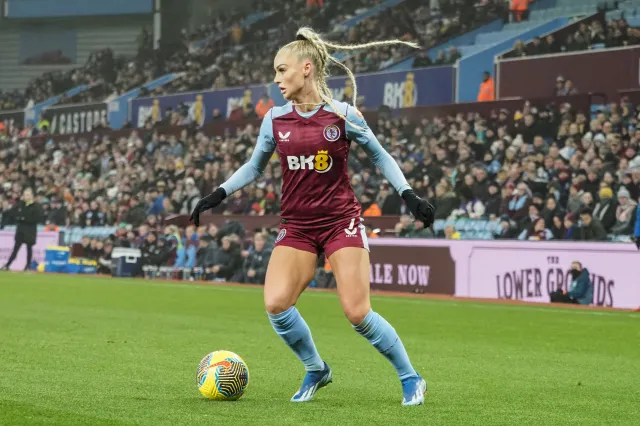 Pokazała za dużo? Znana piłkarka dziękuje swoim fanom... półnagim zdjęciem [FOTO]