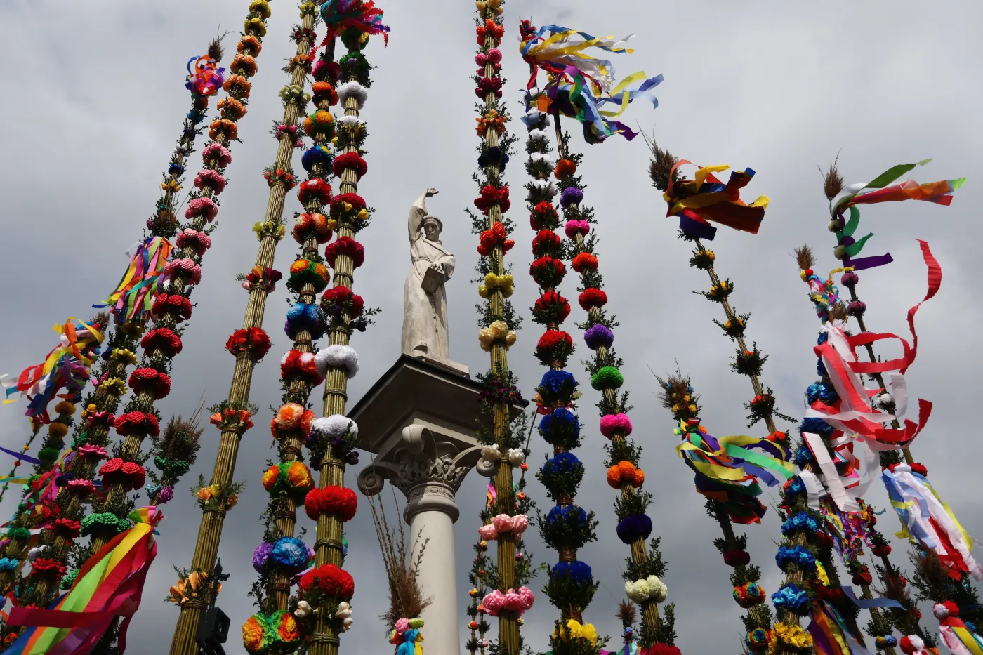 Kolorowe palmy sięgną nieba. Niedziela Palmowa w Lipnicy Murowanej