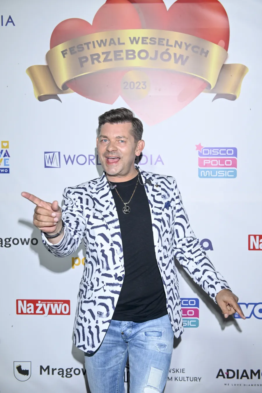 scena-z-zenon-martyniuk-sk-fot-kurnikowskiakpa-38145859.jpg