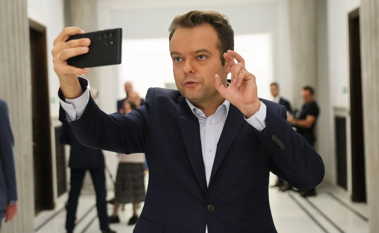 PiS ekspresowo zwołuje konwencję. Rzecznik partii zdradził pewien szczegół dot. kandydata