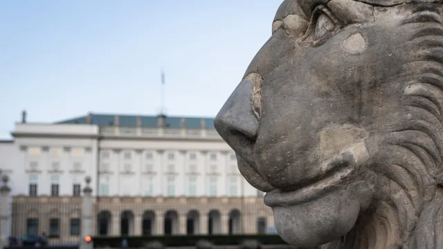 Morawiecki nagle przyjechał do Dudy. Rzecznik rządu bagatelizuje: To rutynowe spotkanie...