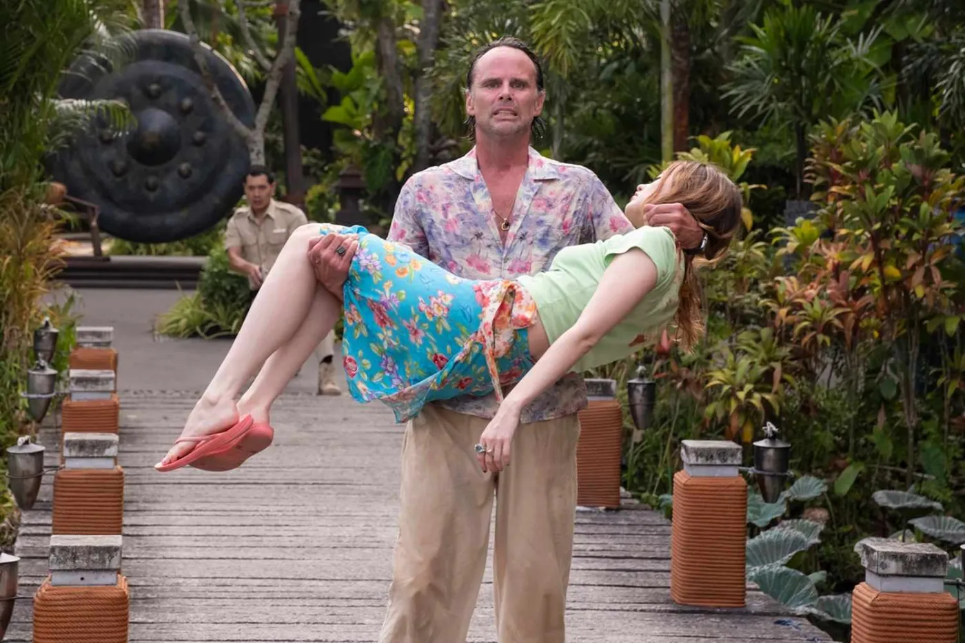 Walton Goggins i Aimee Lou Wood w finałowym odcinku trzeciego sezonu serialu "Biały Lotos"