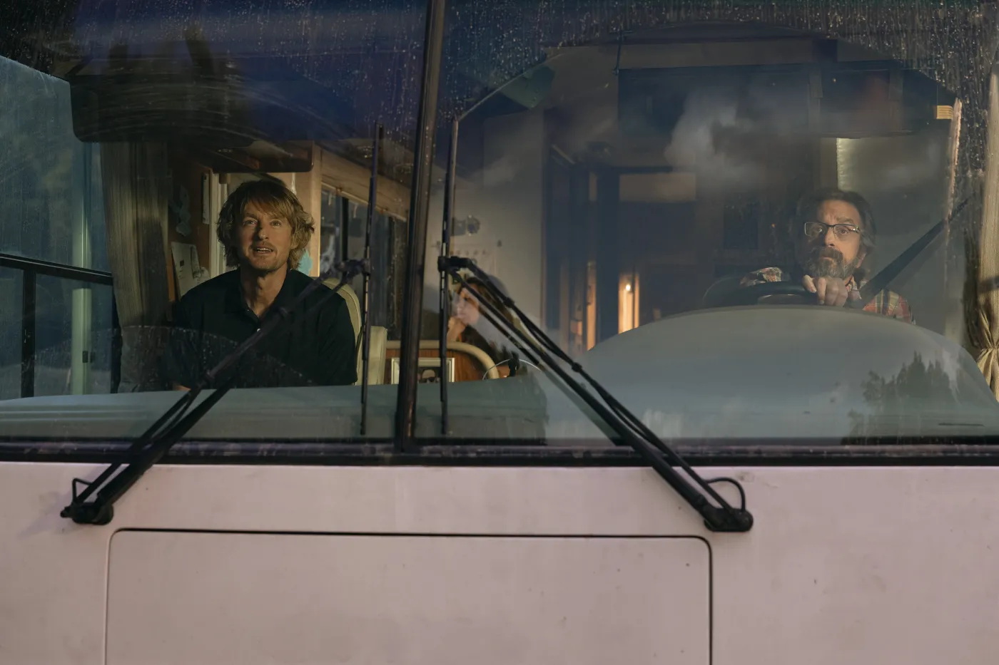 Owen Wilson i Marc Maron w serialu "Mistrz kija"