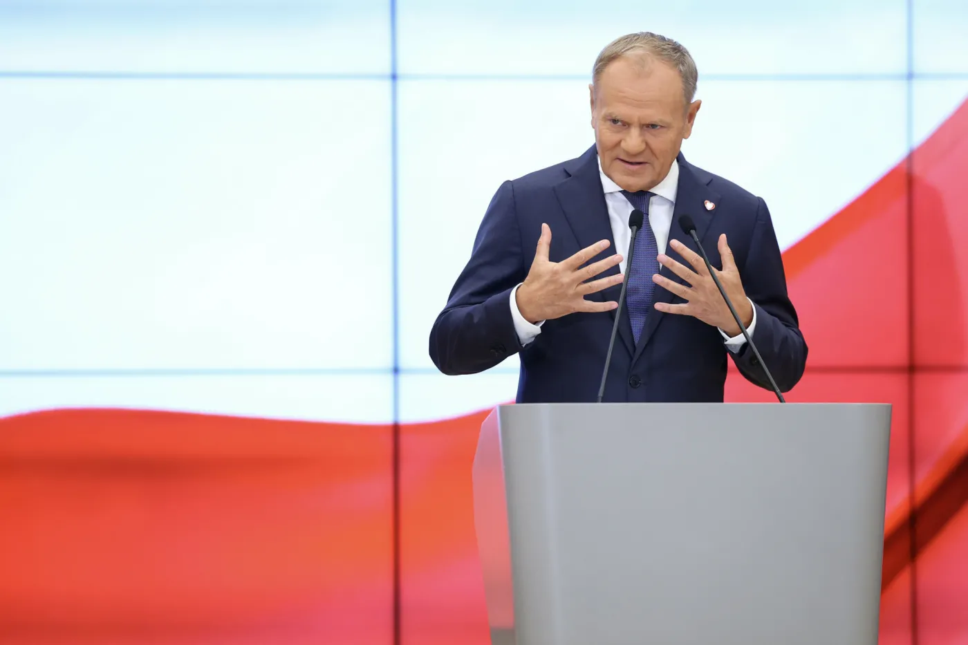Niemiecki dziennik: Tusk zaskoczył i pragnie odzyskać zaufanie Polaków