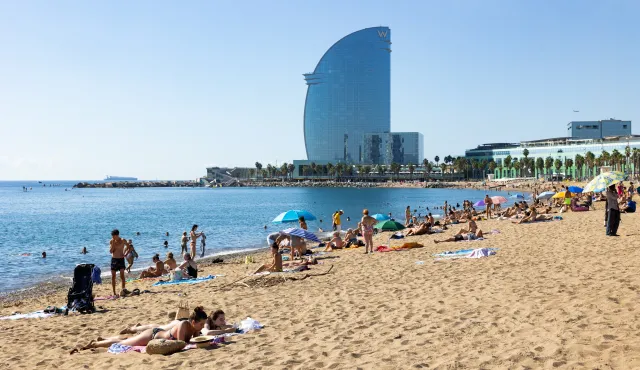 Ratownicy na plażach strajkują, już prawie doszło do tragedii