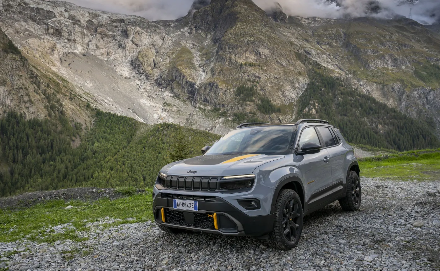 nowy-jeep-avenger-4xe-the-north-face-edition-38542839.jpg