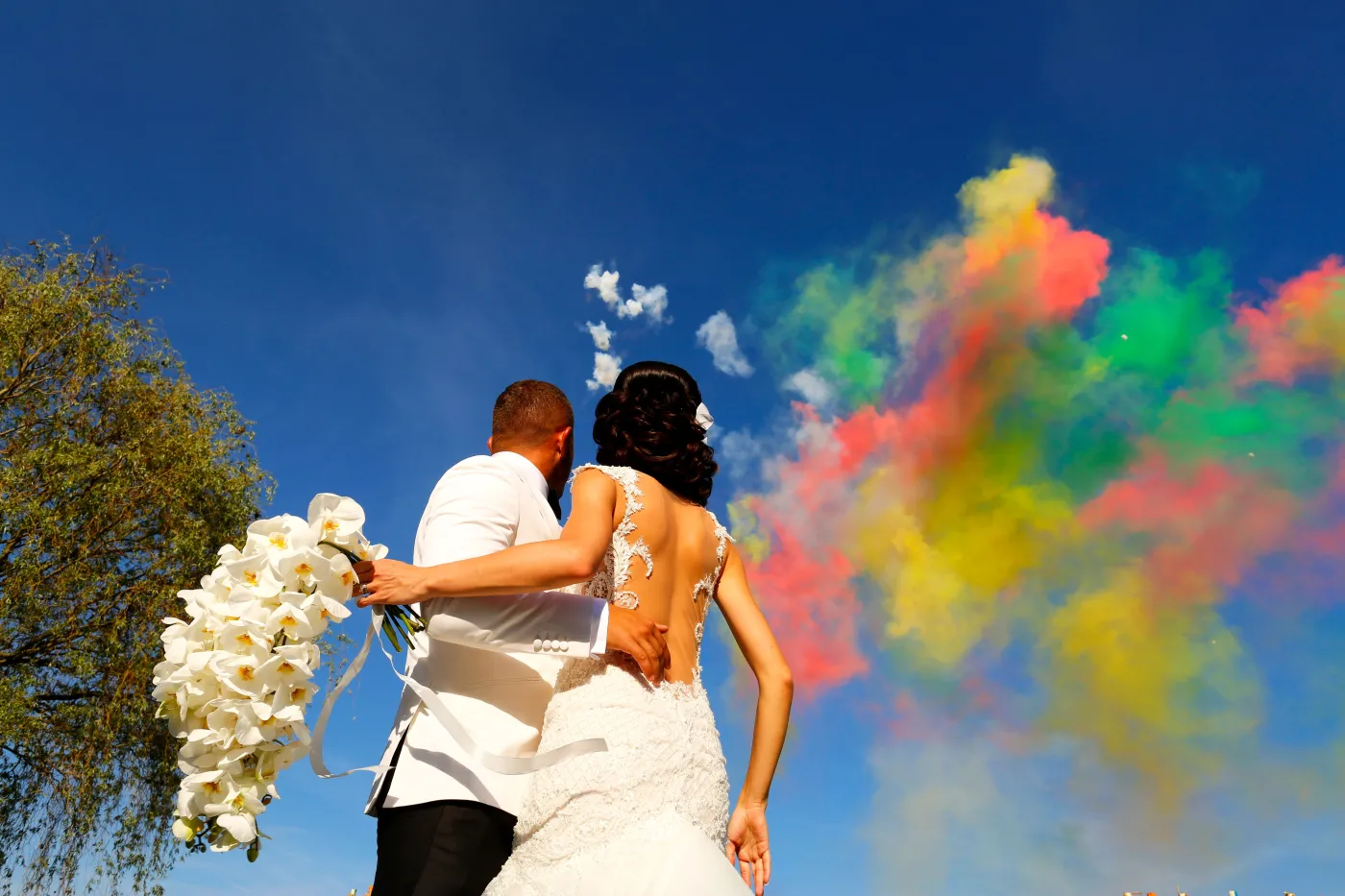 Huczny ślub wywołał oburzenie. Młoda para z zarzutami