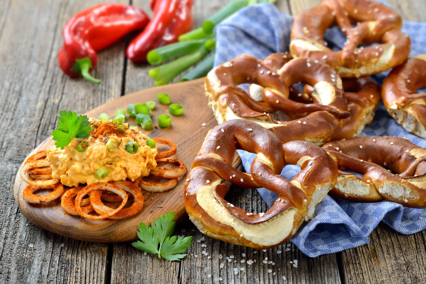 Obazda - rewelacyjna pasta do kanapek. Bawarczycy się nią zajadają, tak jest dobra