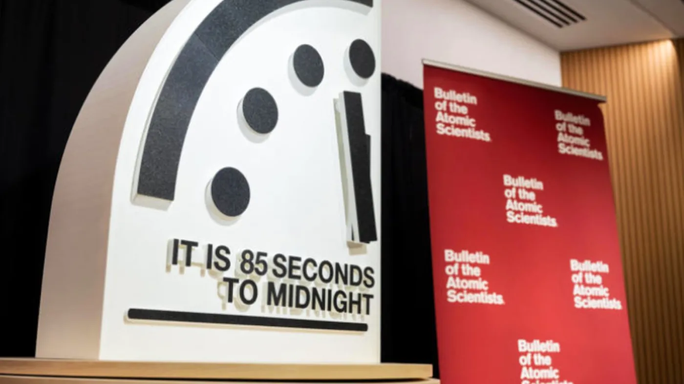 Przesunięto wskazówki Zegara Zagłady. Ludzkość na progu katastrofy