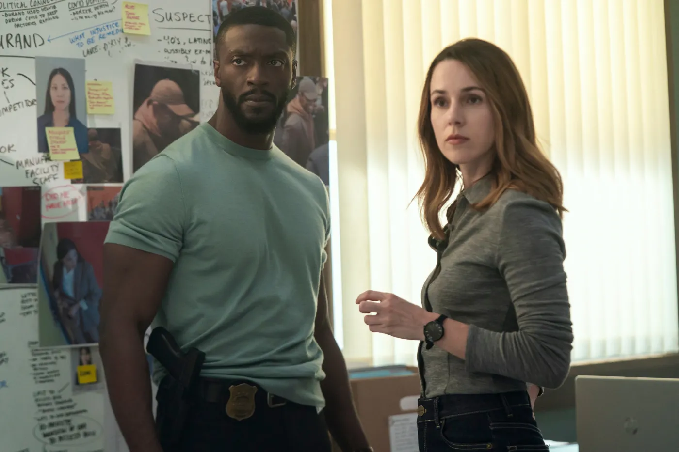 Aldis Hodge jako Alex Cross i Alona Tal jako Kayla Craig w drugim sezonie serialu "Cross"