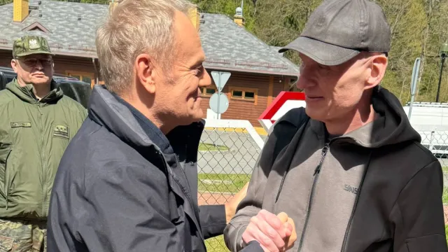 Andrzej Poczobut jest wolny. Siemoniak: Do końca nie mieliśmy pewności