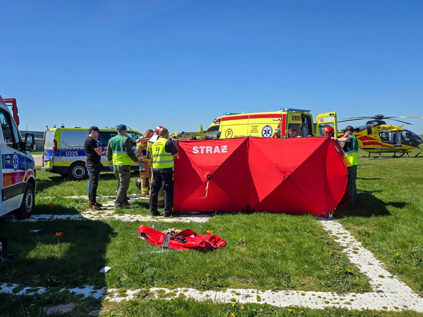 Śmiertelny wypadek spadochroniarza w Lesznie