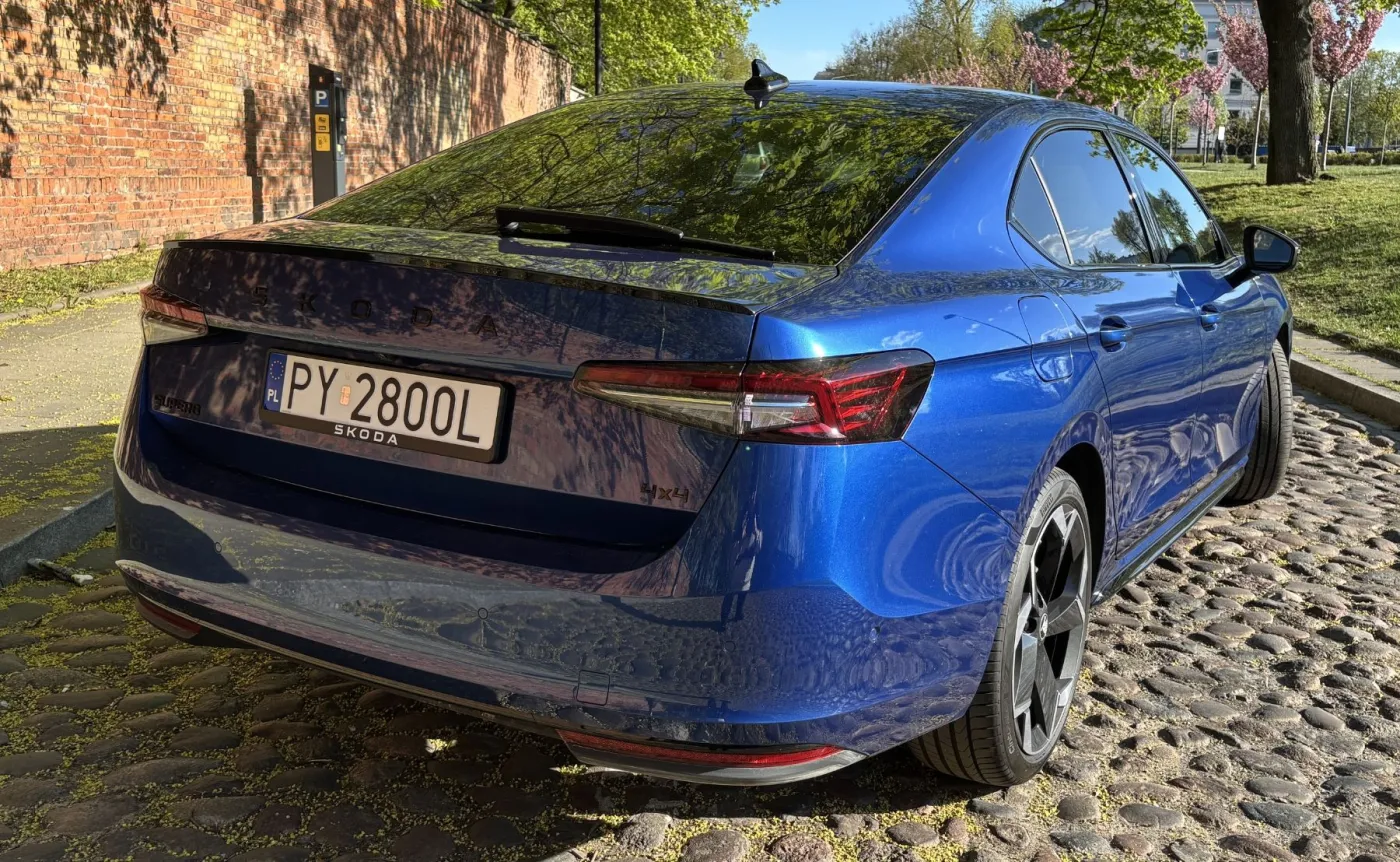 Nowa Skoda Superb Sportline 2.0 TSI 265 KM 4x4
