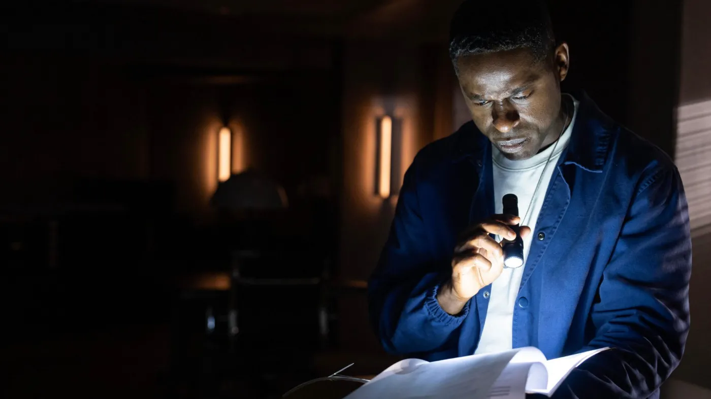 Sterling K. Brown w serialu "Paradise"