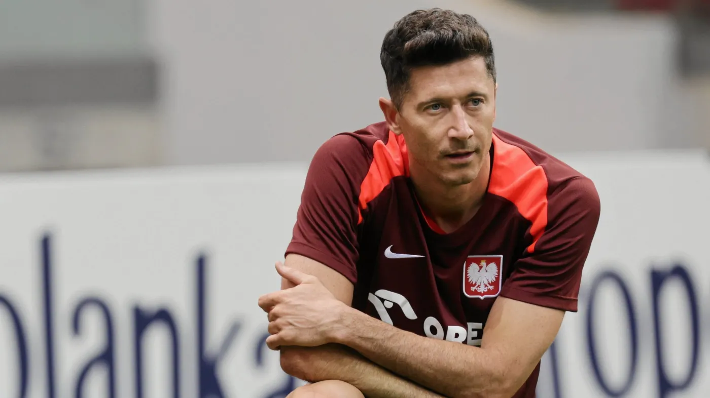 Barcelona nie rozliczyła się za transfer Lewandowskiego. Wielki dług mistrzów Hiszpanii