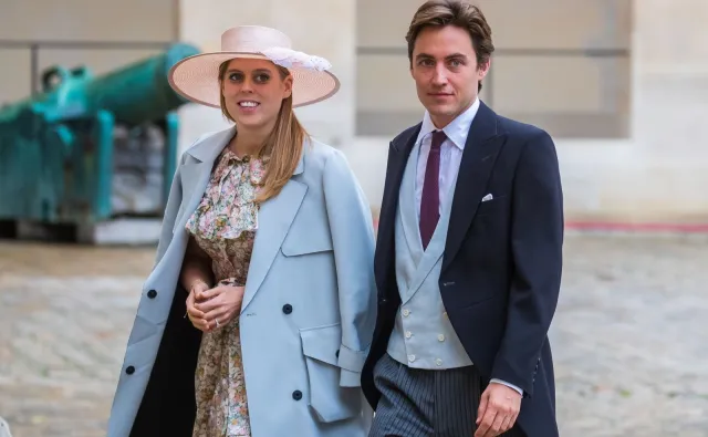 Ślub księżniczki Beatrycze w cieniu skandalu z jej ojcem. Jest DATA