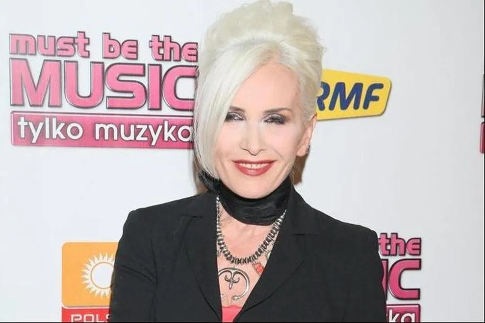 Kora z biżuterią za 10 tysięcy! Warta swojej ceny?