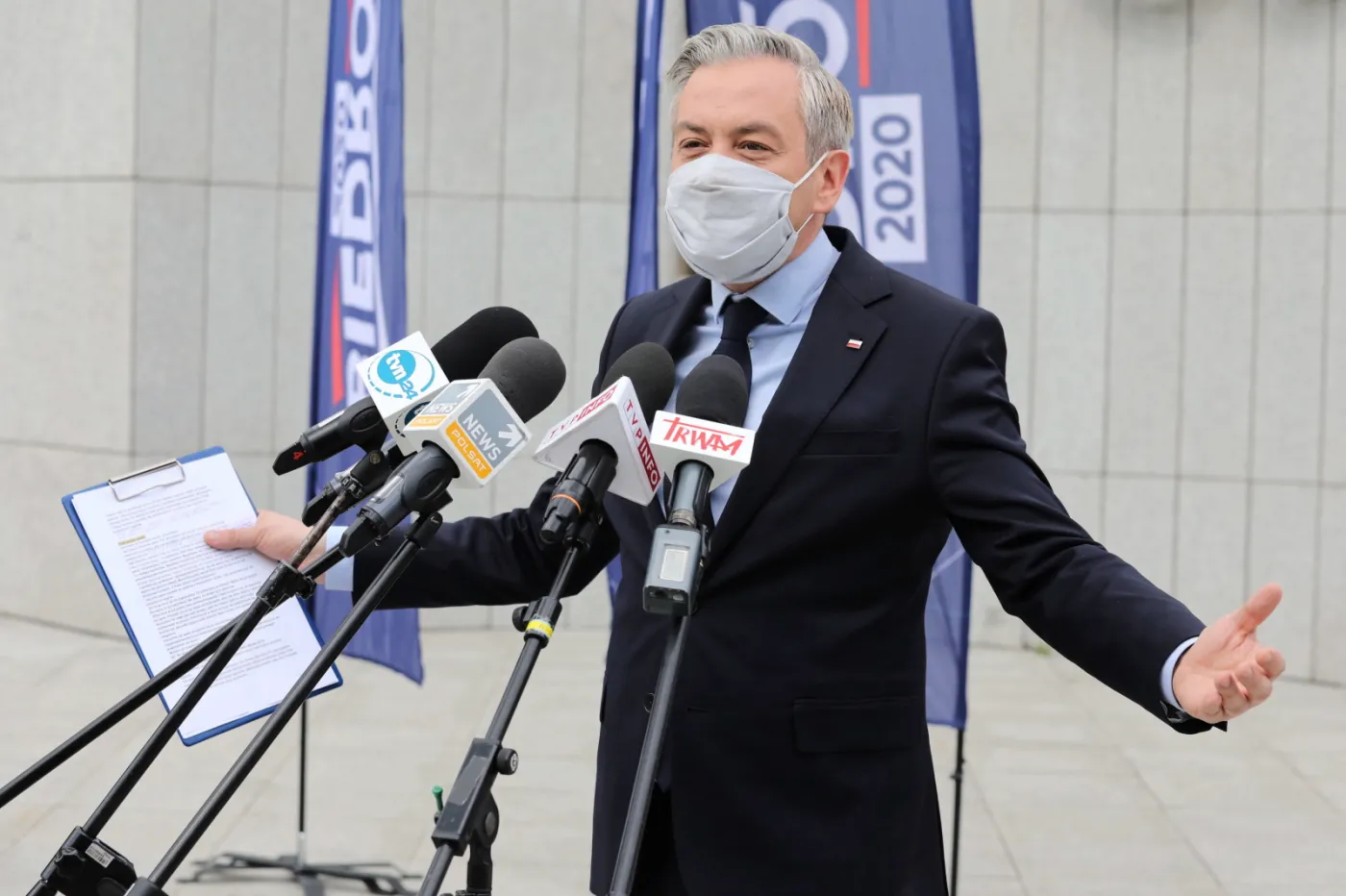 Biedroń: Trzeba Kaczyńskiemu prosto w oczy powiedzieć, że jest draniem