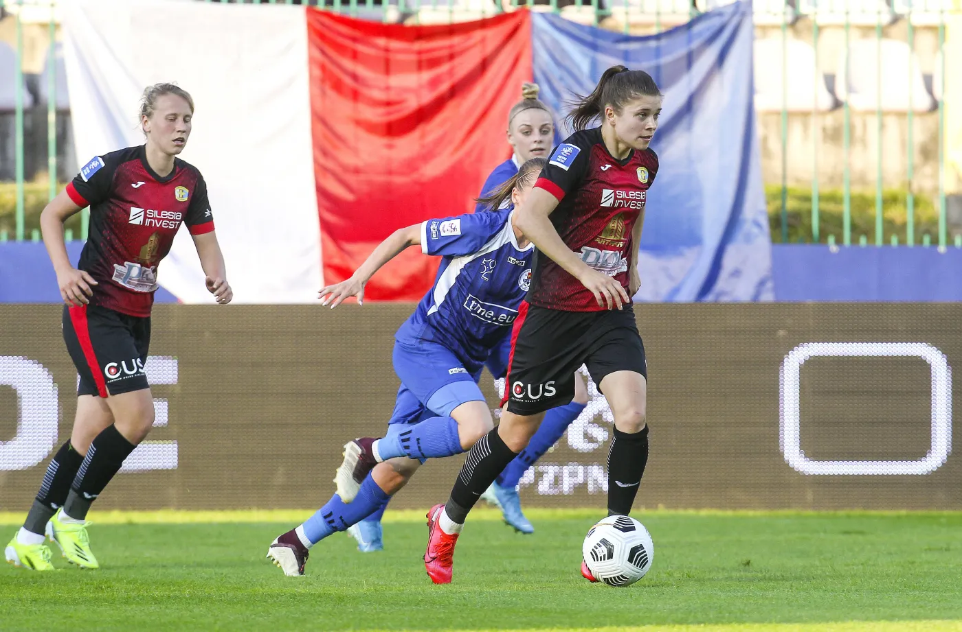 Piłkarki Czarnych Sosnowiec o LM zagrają z Ferencvarosem