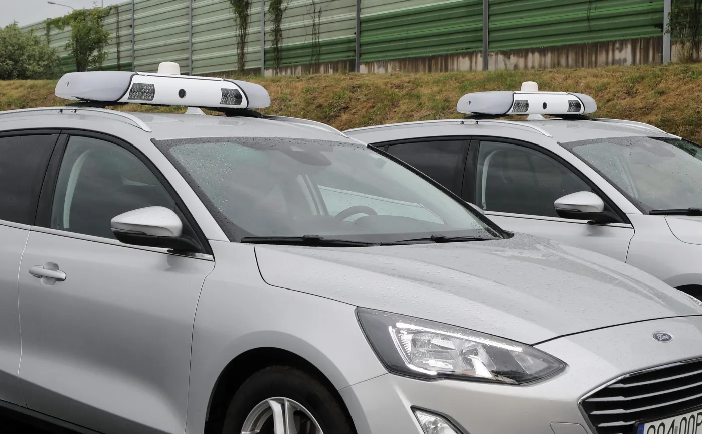 nowe-radiowozy-do-kontroli-oplaty-drogowej-etoll-37174604.jpg