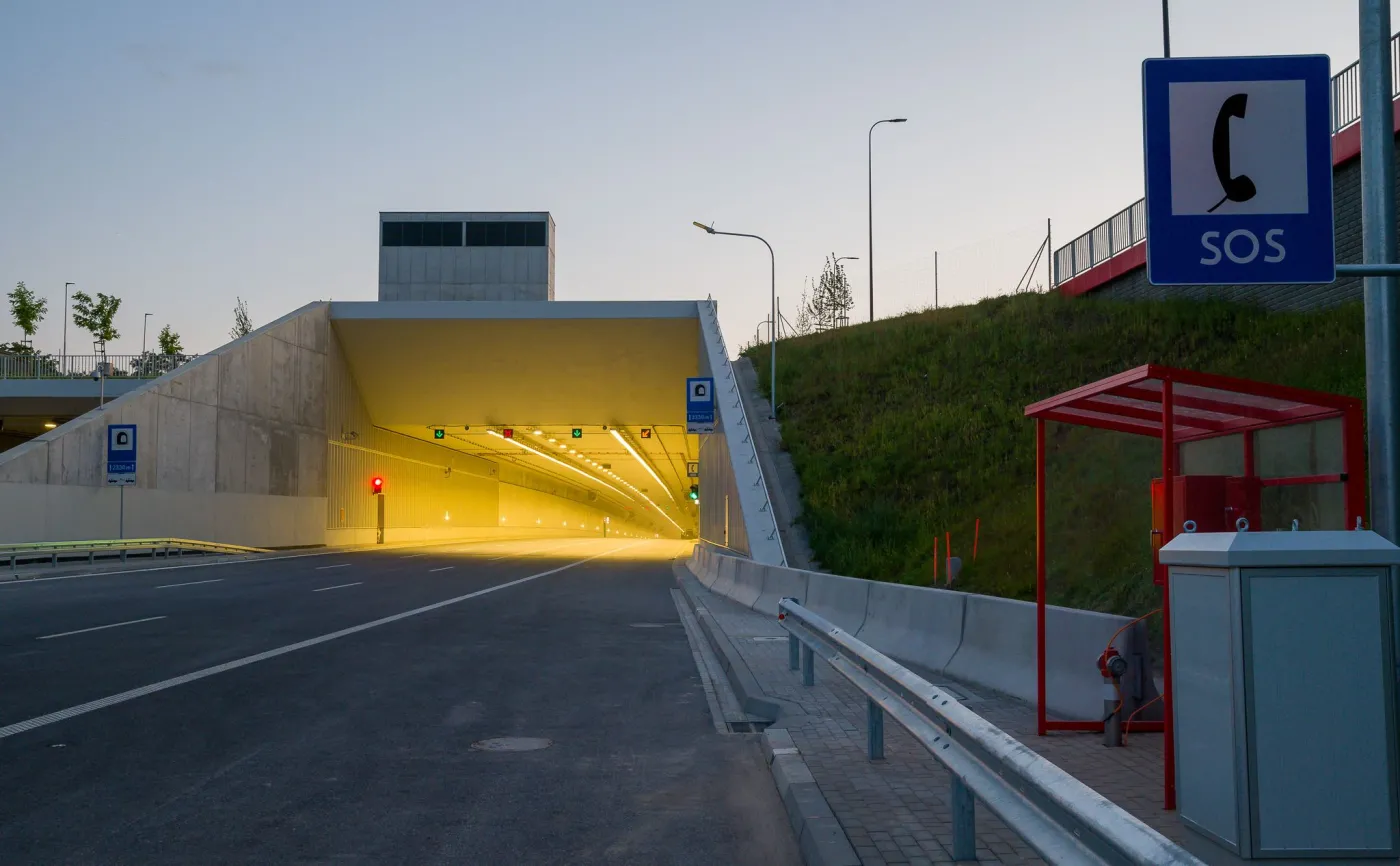 Południowa Obwodnica Warszawy. Fotoradary i odcinkowy pomiar prędkości w nowym tunelu