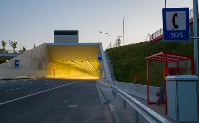 Południowa Obwodnica Warszawy. Fotoradary i odcinkowy pomiar prędkości w nowym tunelu