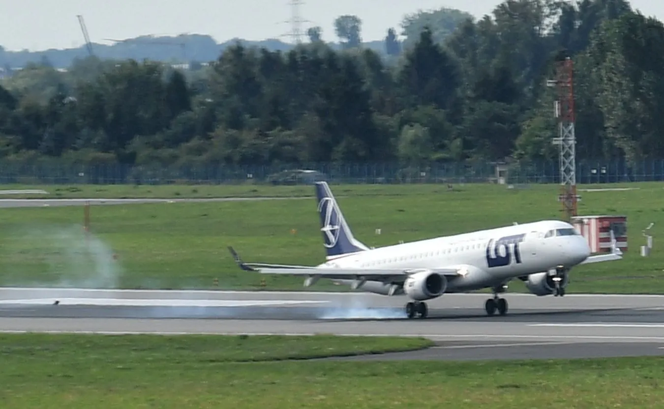 Szósty samolot z ewakuowanymi z Afganistanu wylądował w Warszawie