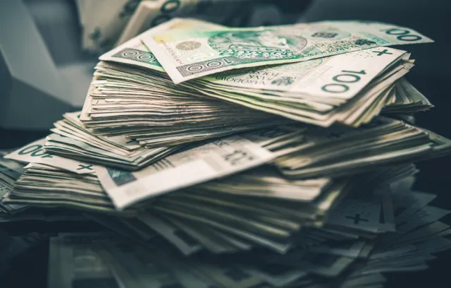 Problem z naliczaniem podatku od nieruchomości. Nie wydano 100 tys. decyzji