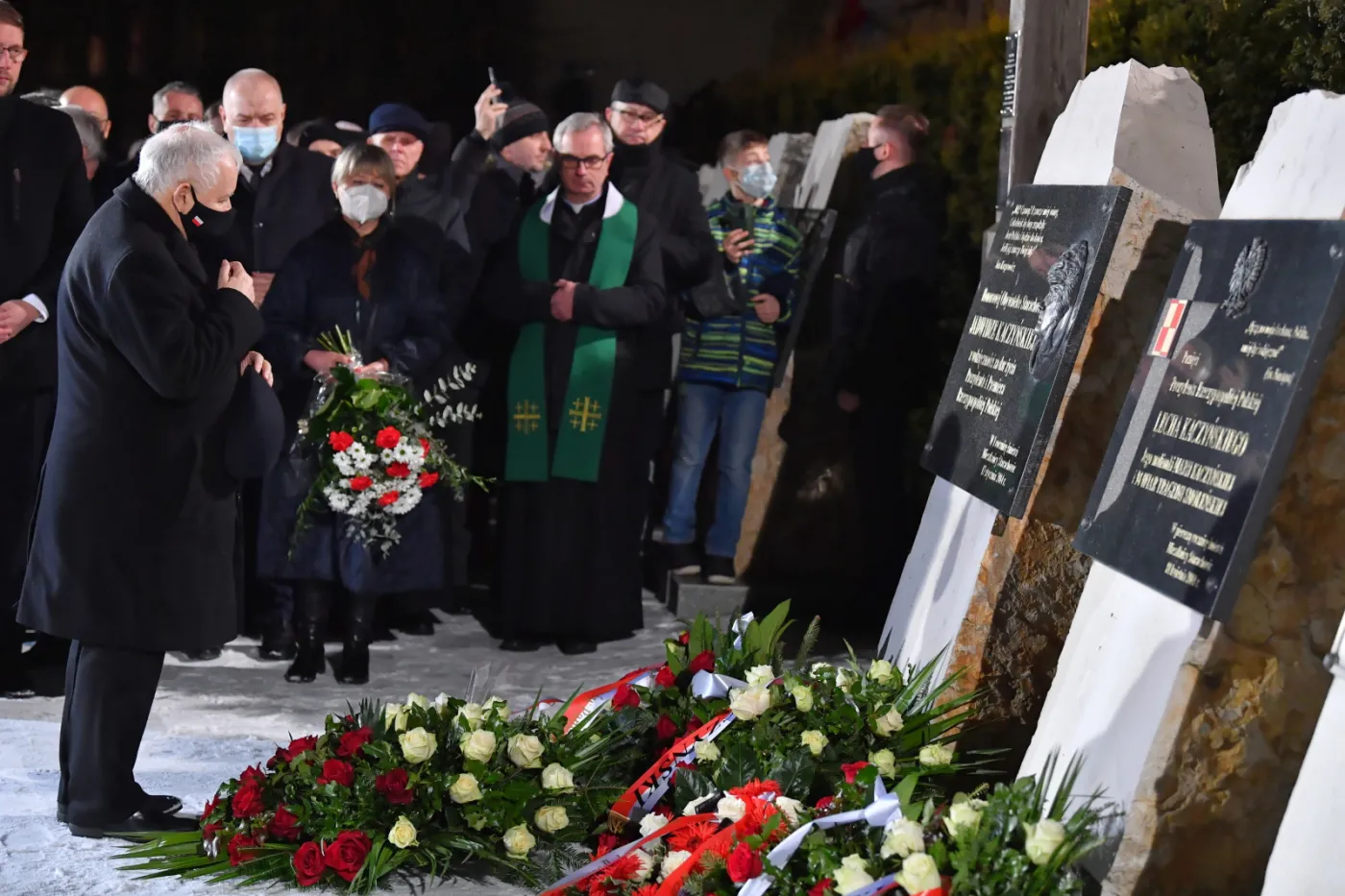 Nieprzychylne okrzyki podczas wizyty prezesa PiS w Starachowicach. "Następcy IV Departamentu MSW ciągle żyją"