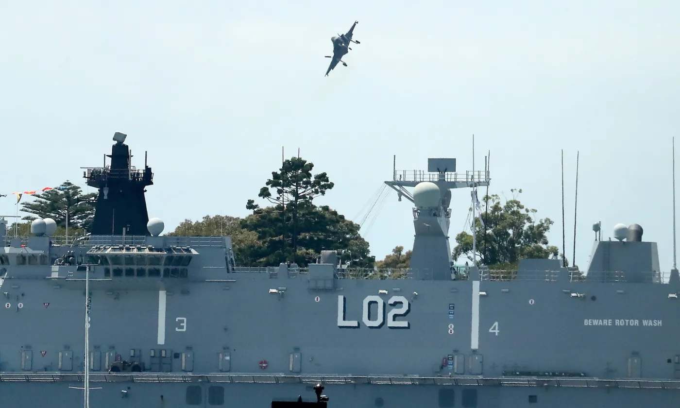 Marynarka wojenna USA szuka w morzu myśliwca. Chce zdążyć przed Chinami