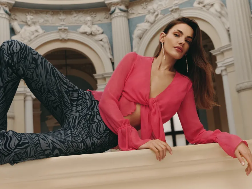 Wiosna należy do Y2K - wielki powrót mody początku XXI wieku!