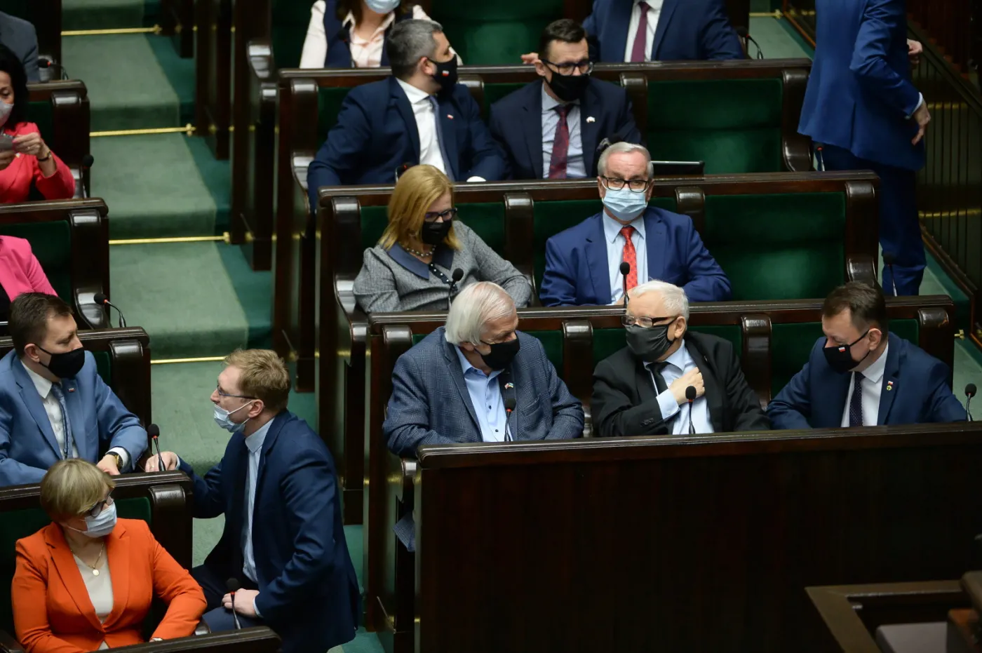 "Może warto Polskę lubić wraz z pisowcami, a tylko PiS nie lubić odrębnie" [OPINIA]