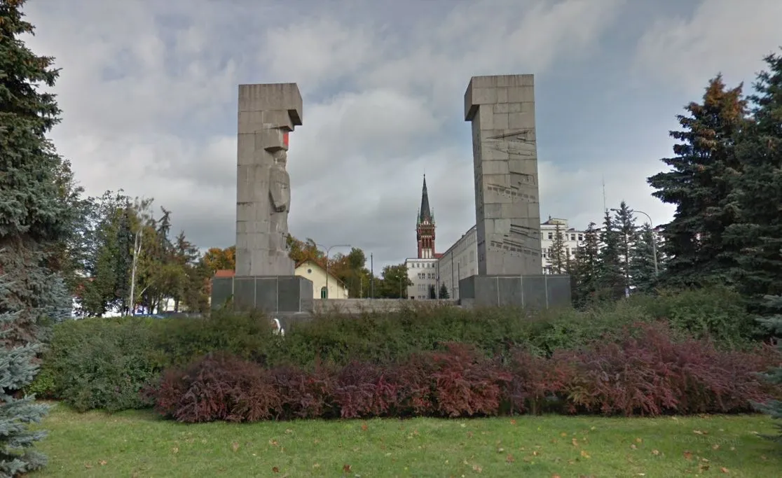 Wicepremier Gliński apeluje do prezydenta Olsztyna o usunięcie pomnika wdzięczności