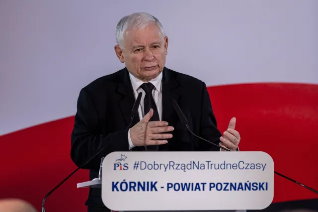 Kaczyński w Kórniku: Nikt nie będzie siedział w zimnym mieszkaniu