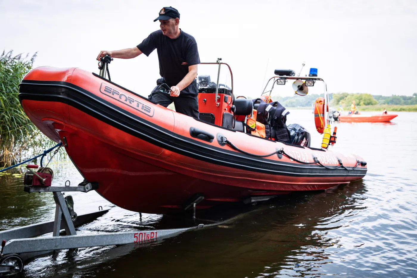Są żywe ryby, ale pływają tuż przy powierzchni. "Poleciłem uruchomić pompy"