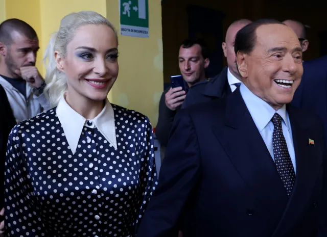 Wielki powrót Berlusconiego. Lollobrigida przegrała wybory