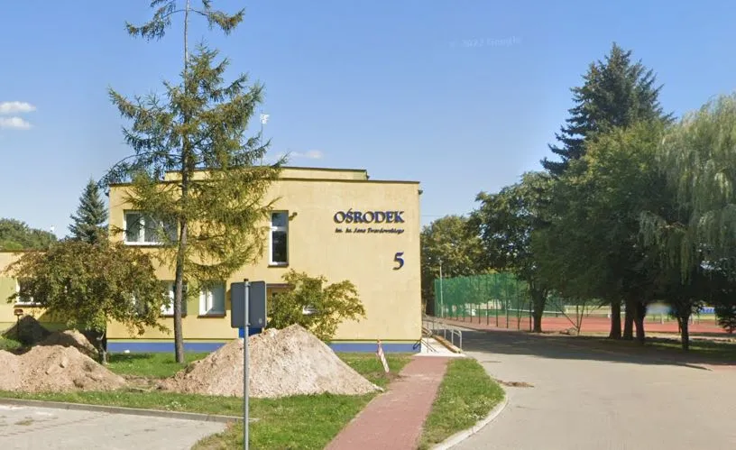 Ksiądz przyciskał ucznia do ławki. Prokuratura wszczyna dochodzenie