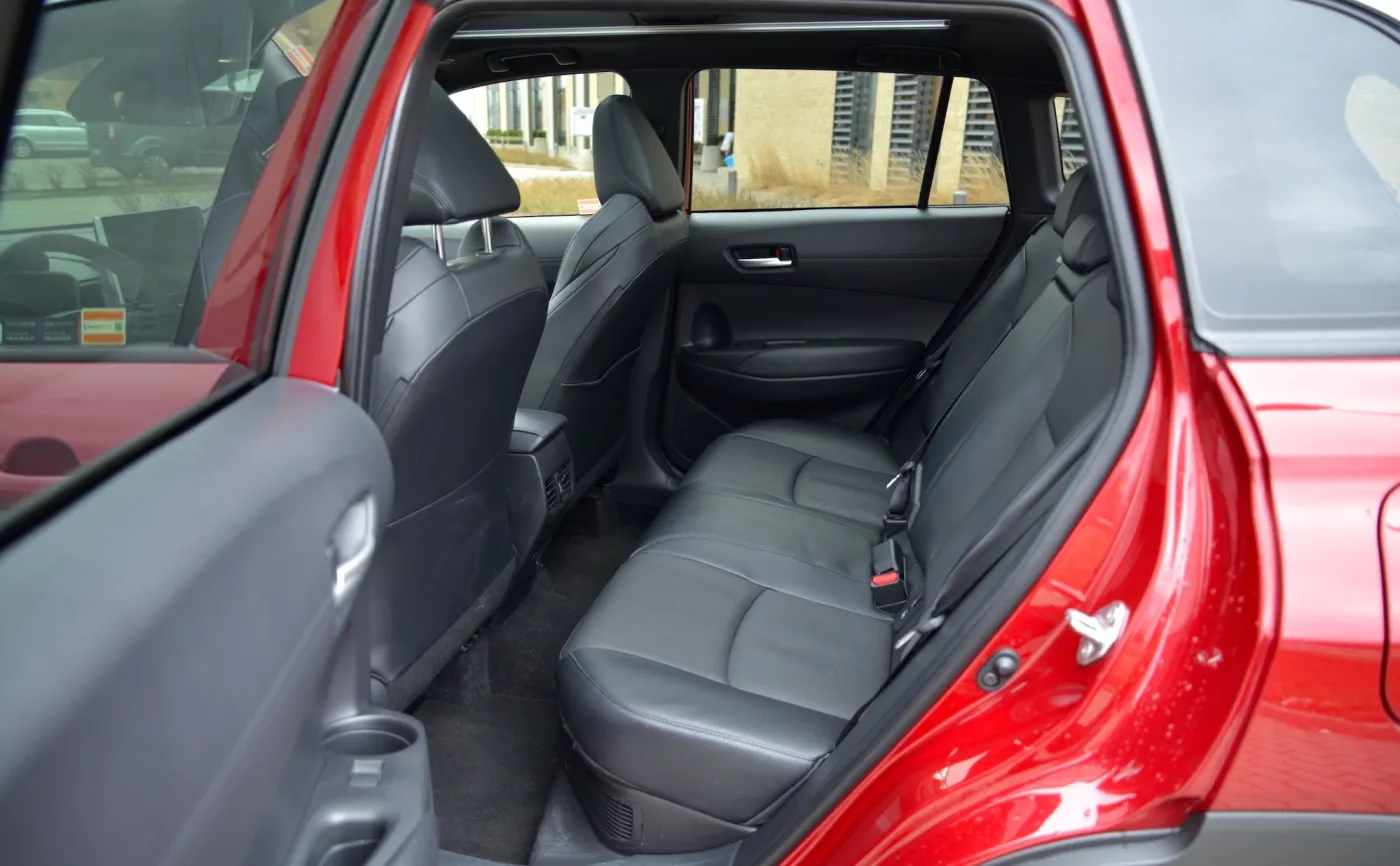 toyota-corolla-cross-20-hybrid-dynamic-force-awdi-37730358.jpg