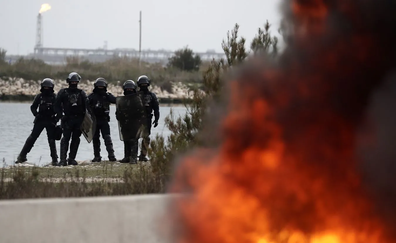 "O co cały ten raban?". Batalia o emerytury Francuzów