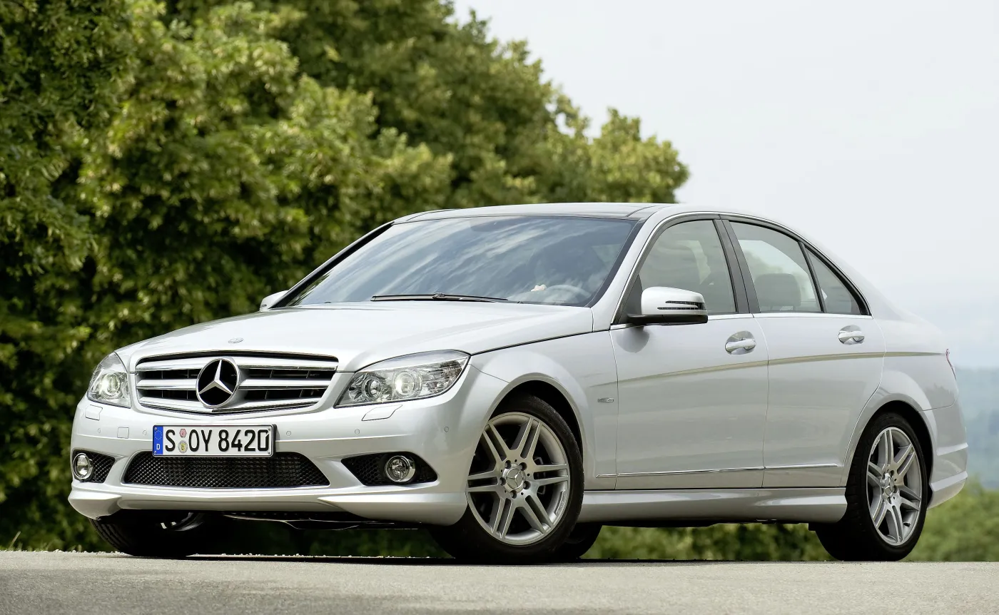 Taki Mercedes C 250 CDI (z silnikiem Diesla) z 2008 roku nie wjedzie do Strefy Czystego Transportu w Krakowie