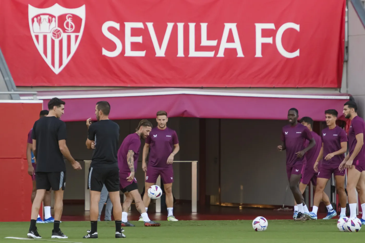 Diego Alonso nowym trenerem piłkarzy Sevilli FC