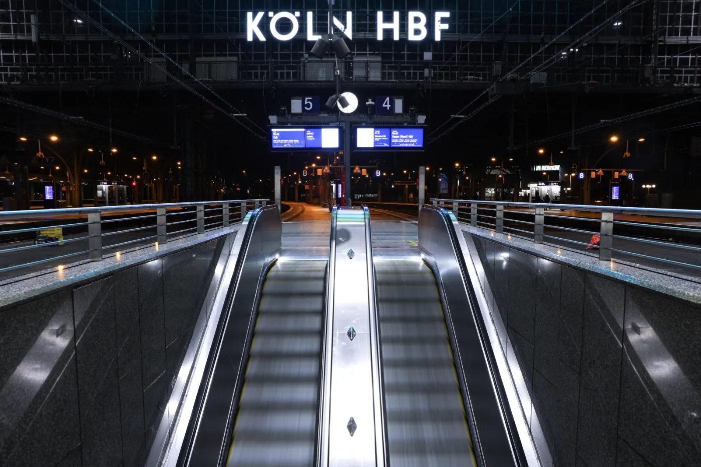 Niemcy sparaliżowane. W całym kraju trwa na kolei strajk ostrzegawczy