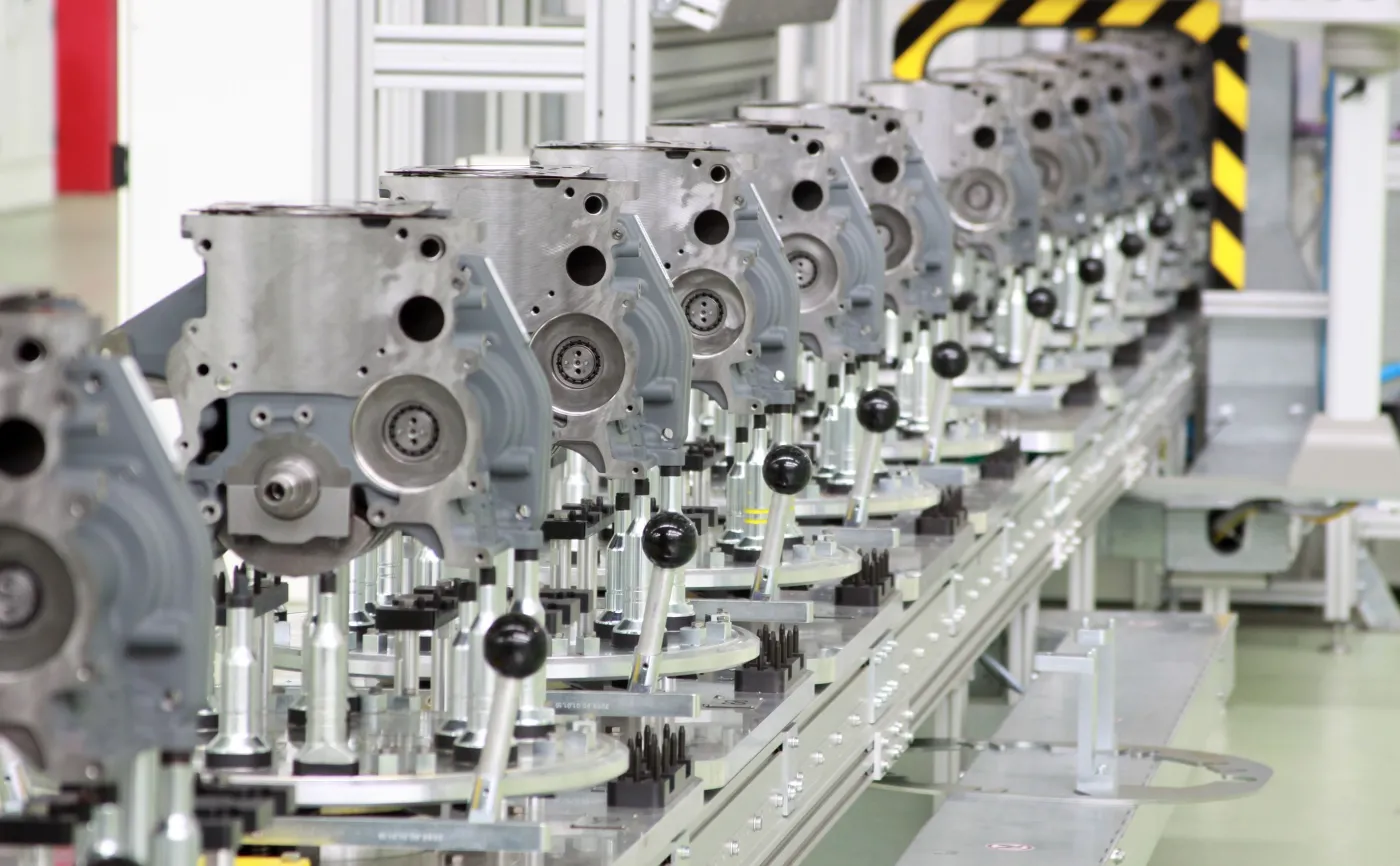 fabryka-silnikow-fca-powertrain-w-bielskubialej-37718830.jpg