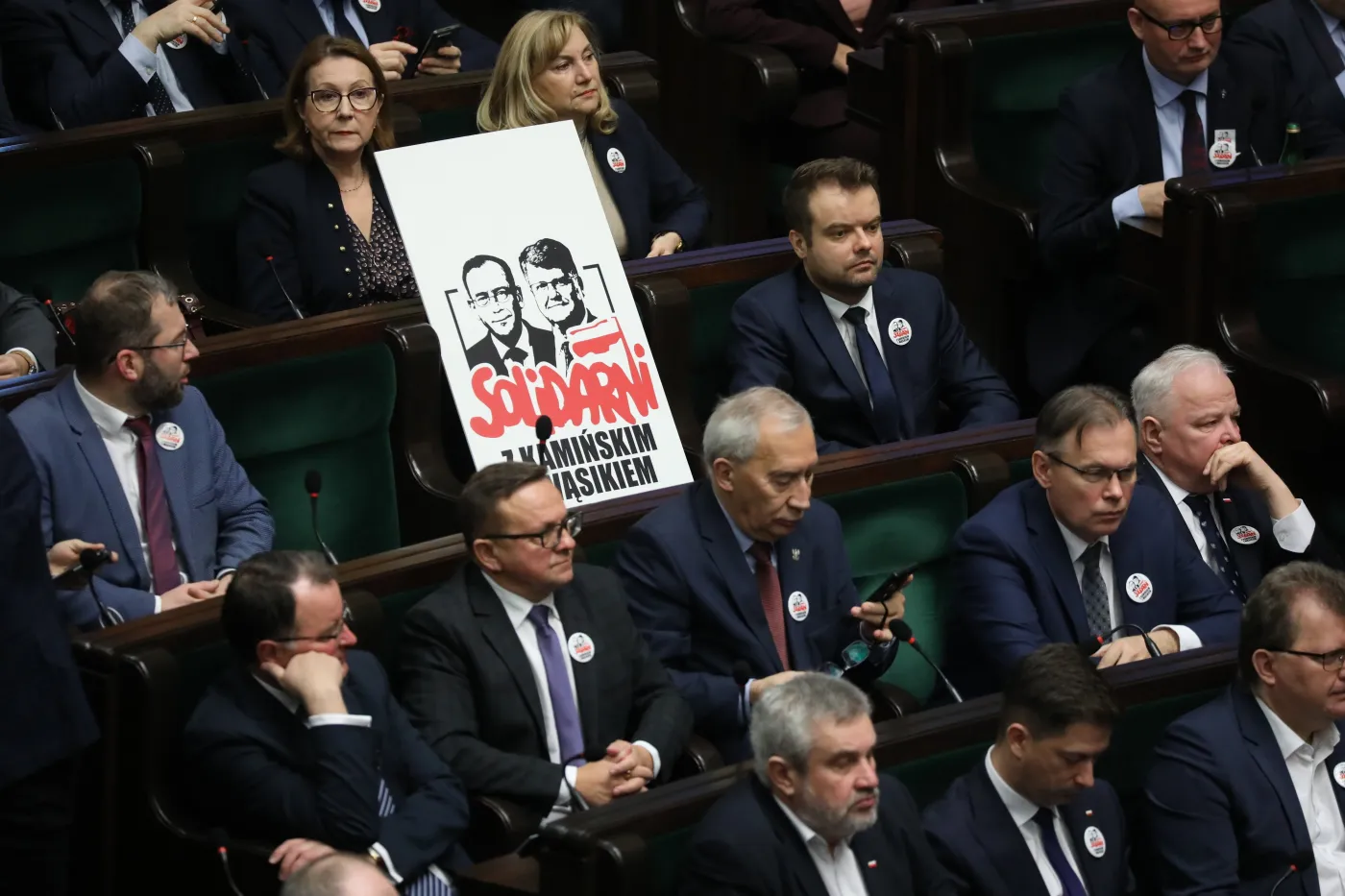 "Tusk do więzienia". W Krakowie demonstrowali w obronie Kamińskiego i Wąsika