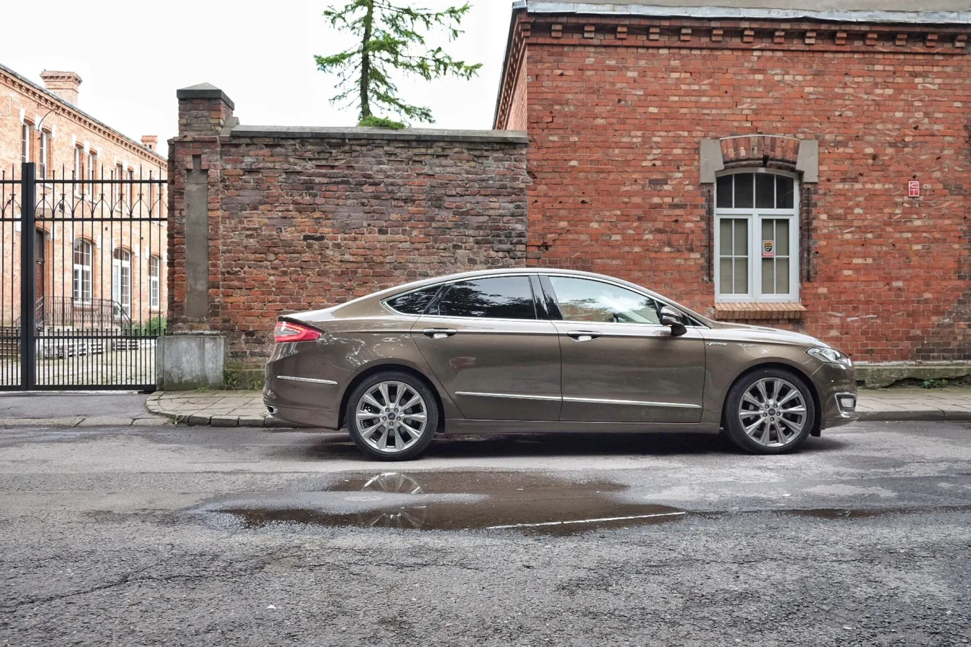 19_test_ford_mondeo_vignale_20_tdci_twin_turbo_210_km_15.jpg