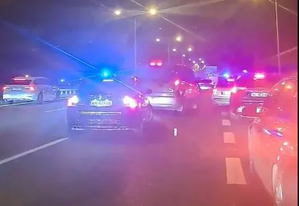 Ustawka kiboli Legii i Widzewa na autostradzie A8
