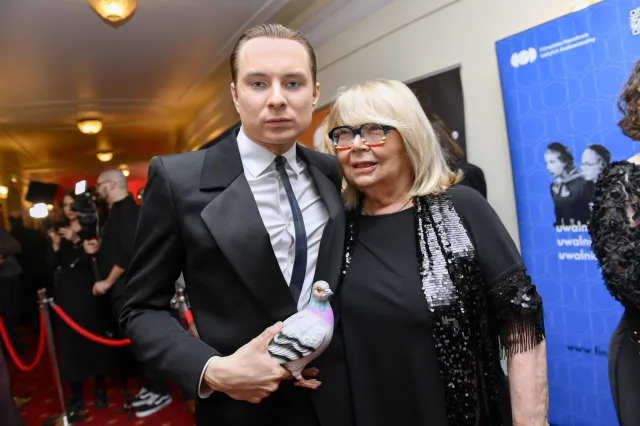 Ralph Kaminski przyszedł na Orły z... gołębiem. Wzbudził sensację