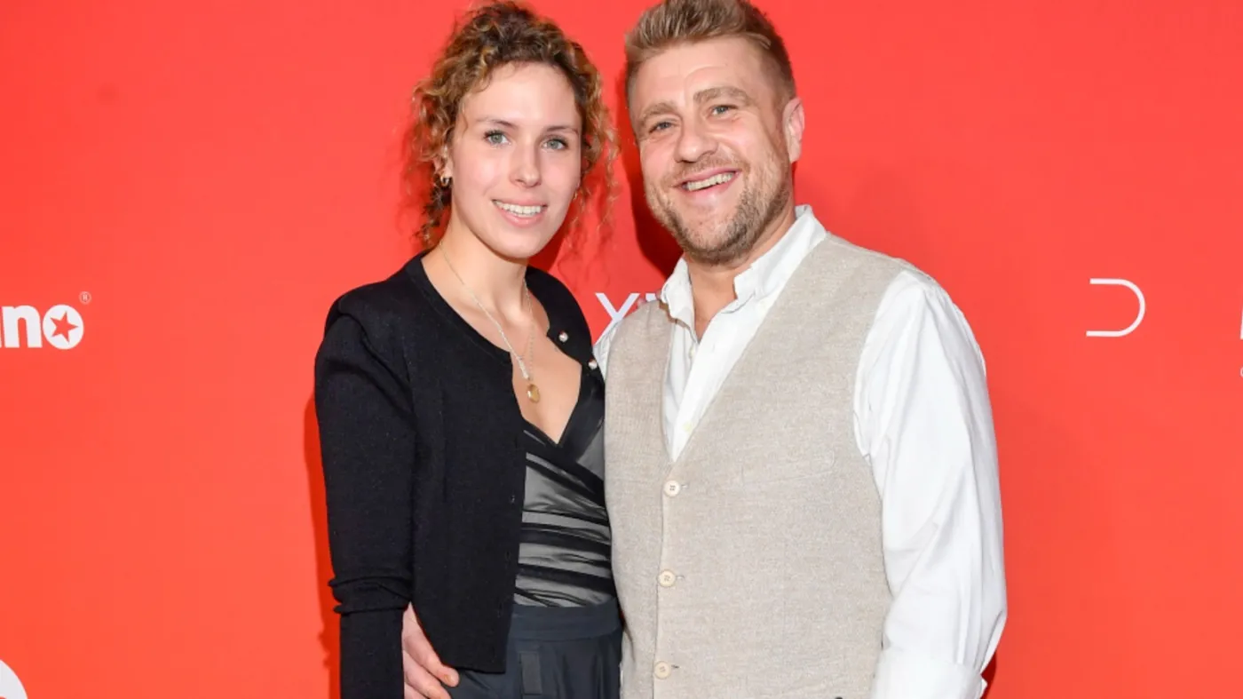 Tomasz Jakubiak z żoną Anastazją w lutym 2024 r. 