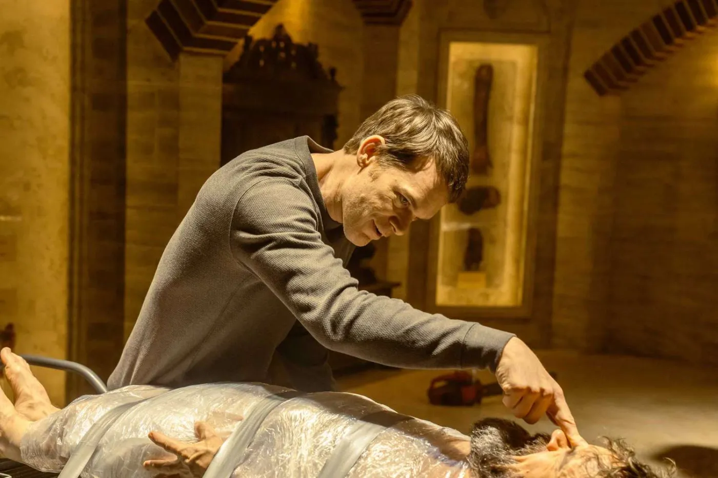 Nowy serial kryminalny przywrócił do życia kultowego bohatera. "Zabójczo dobry"